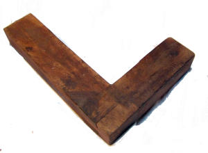 Squadra in legno
